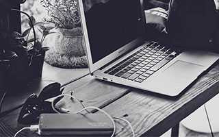 4月片单：娄烨新作终上映，DC沙雕登场，《复联4》长3小时无尿点